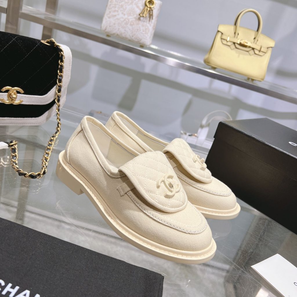 Chanel Moccasins White For Women