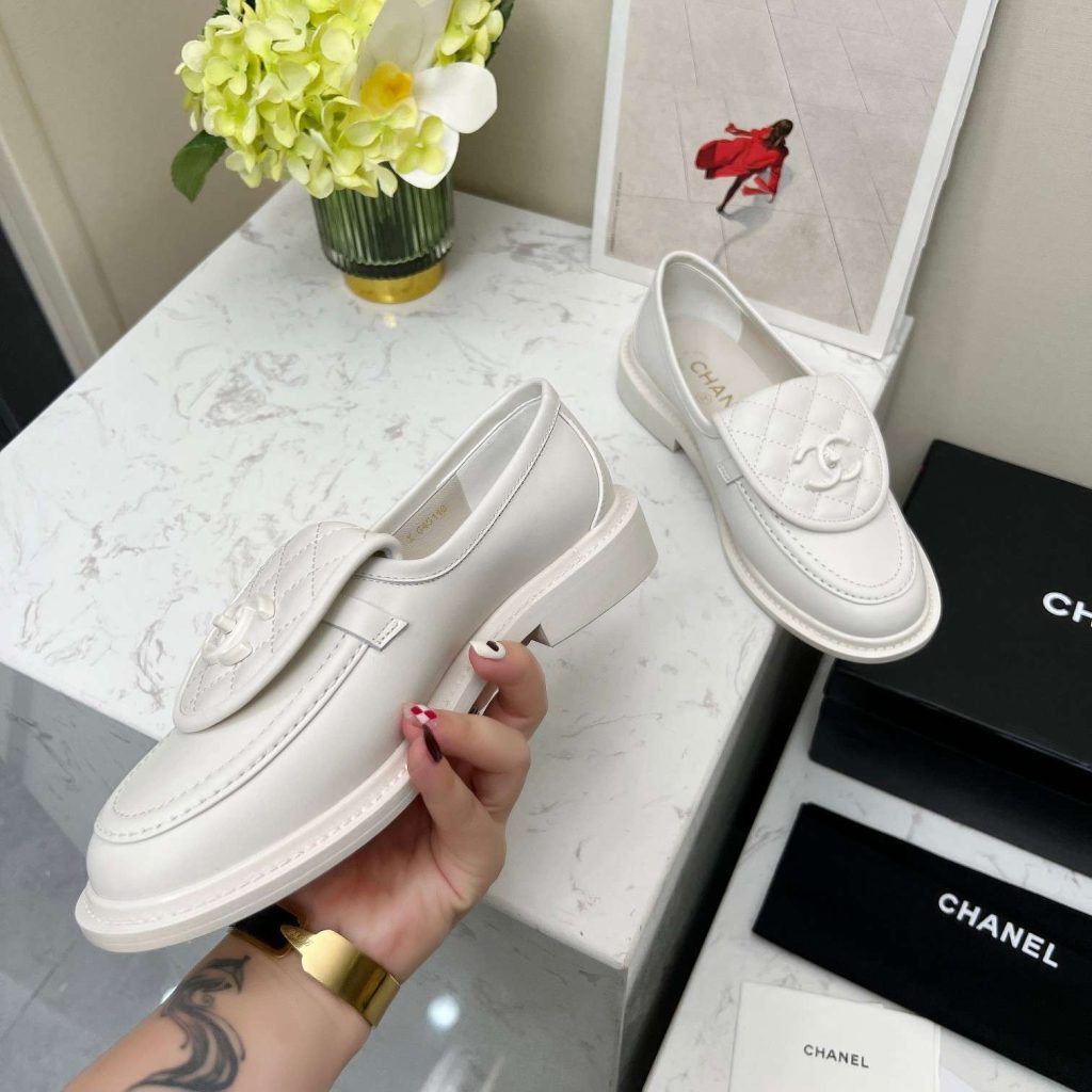 Chanel Moccasins White For Women