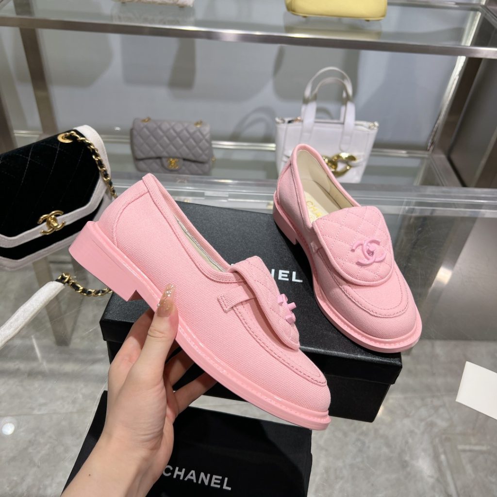 Chanel Moccasins Pink For Women