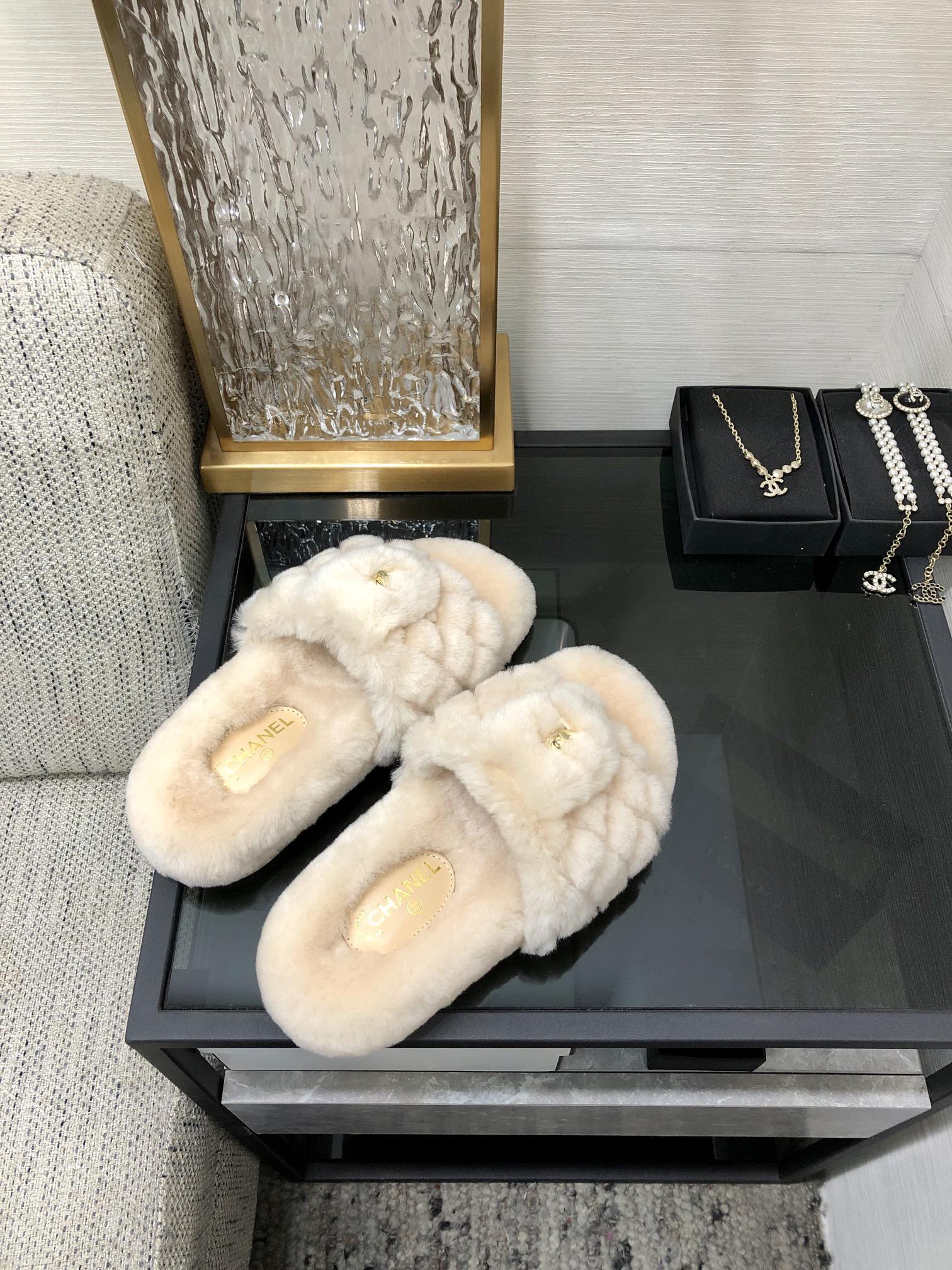 Chanel-Mules-14