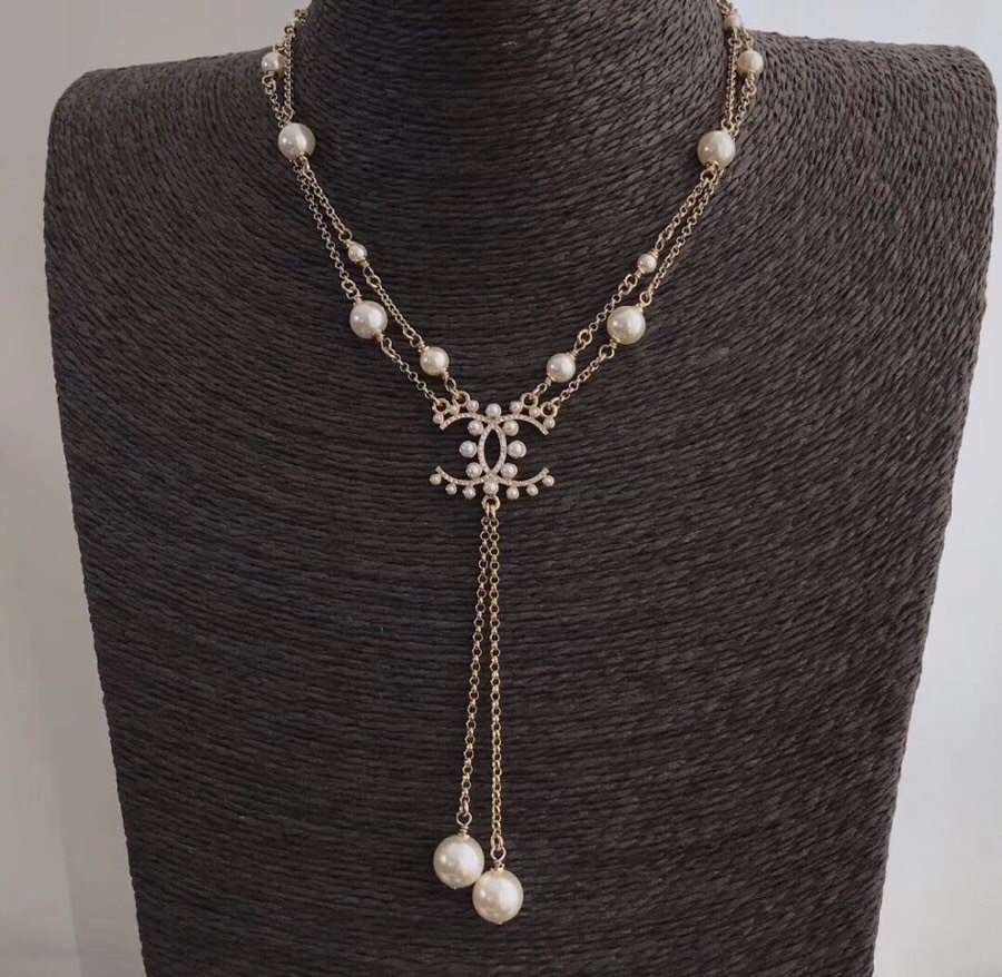 Chanel-Pearl-CC-Necklace-3