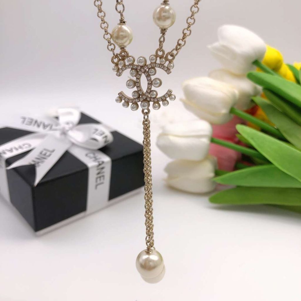 Chanel-Pearl-Double-C-Rice-Beads-Large-And-Small-Necklace-9