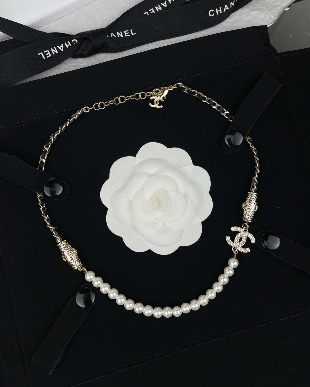 Chanel Pearl Stitched Necklace Gold For Women