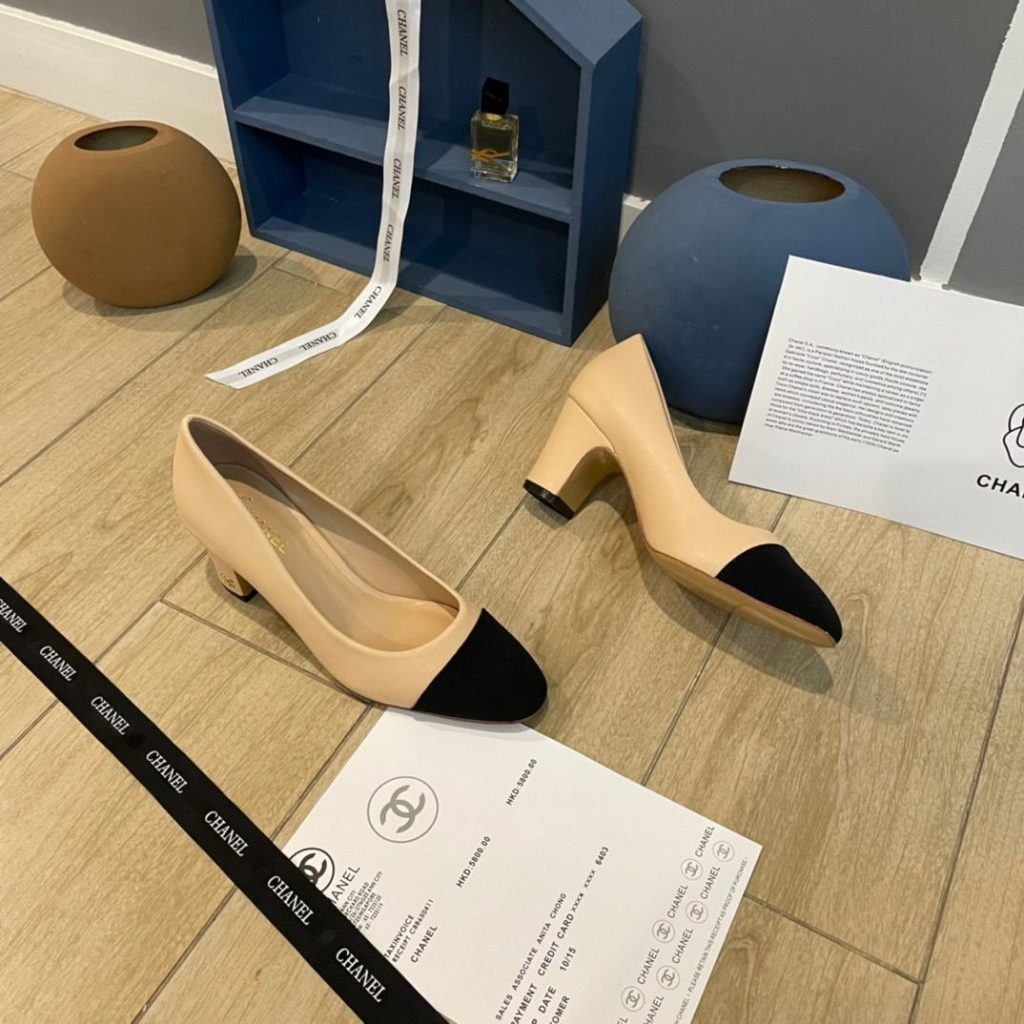 Chanel Pumps Beige For Women