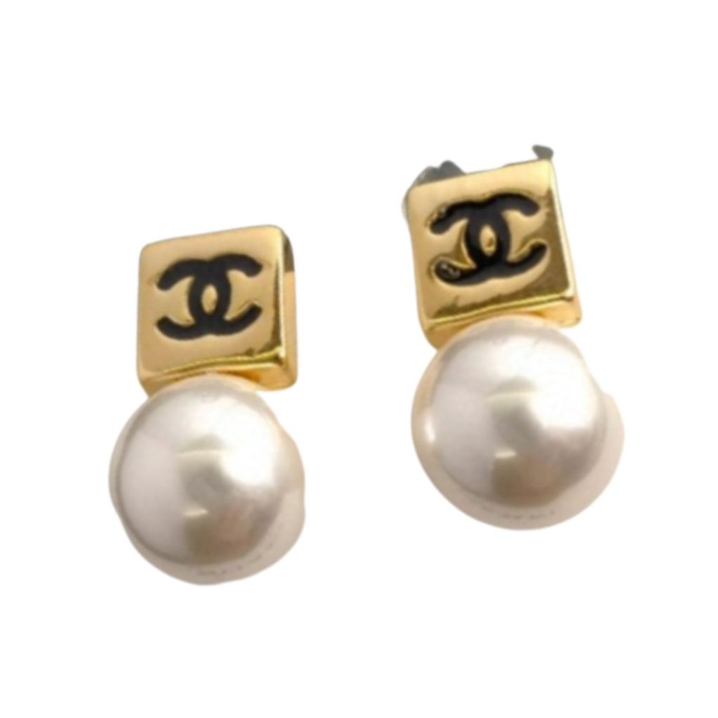 Chanel Square Small Stud Earrings Gold For Women