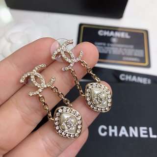 Chanel Stud Earrings Gold For Women