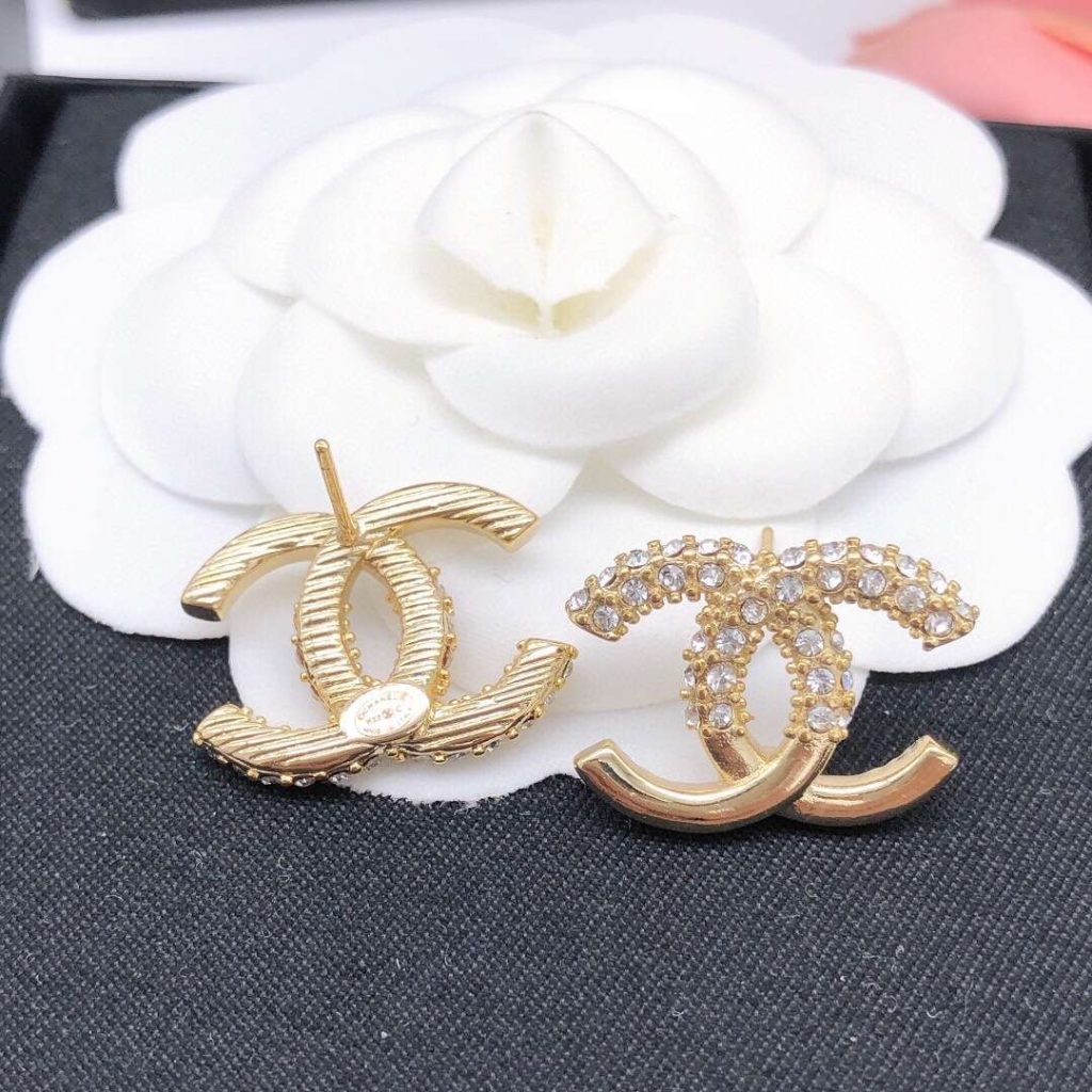 Chanel-Stud-Earrings-9