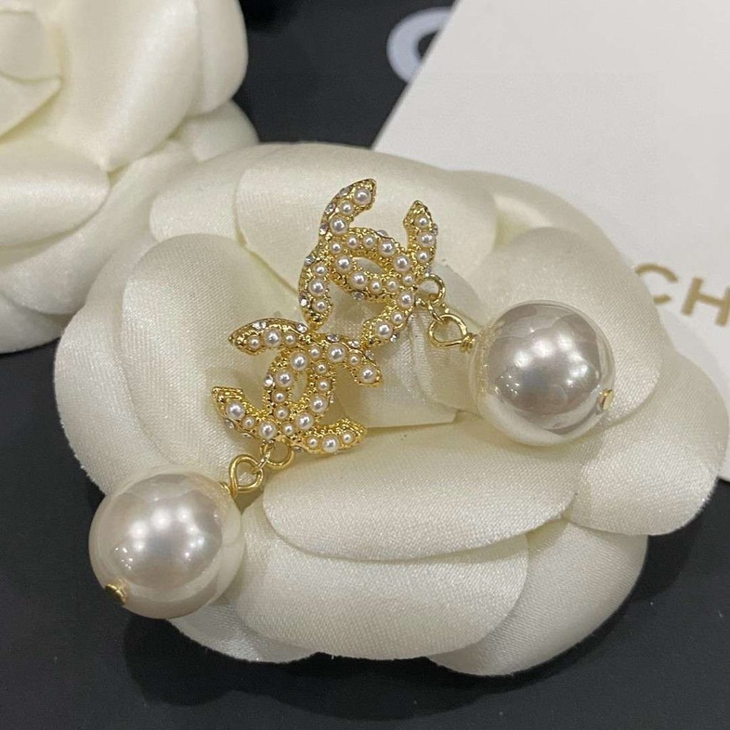 Chanel Tassel Long Crystal Diamond Pearl Earrings Gold For Women