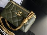 Vanity With Chain Black/Green/Beige For Women 6.6in/17cm