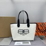 Cities Jumbo Small Tote Bag Black/White For Women‎ 18.5in/46.9cm