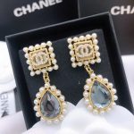 Dripping Pearls Earrings Gold For Women