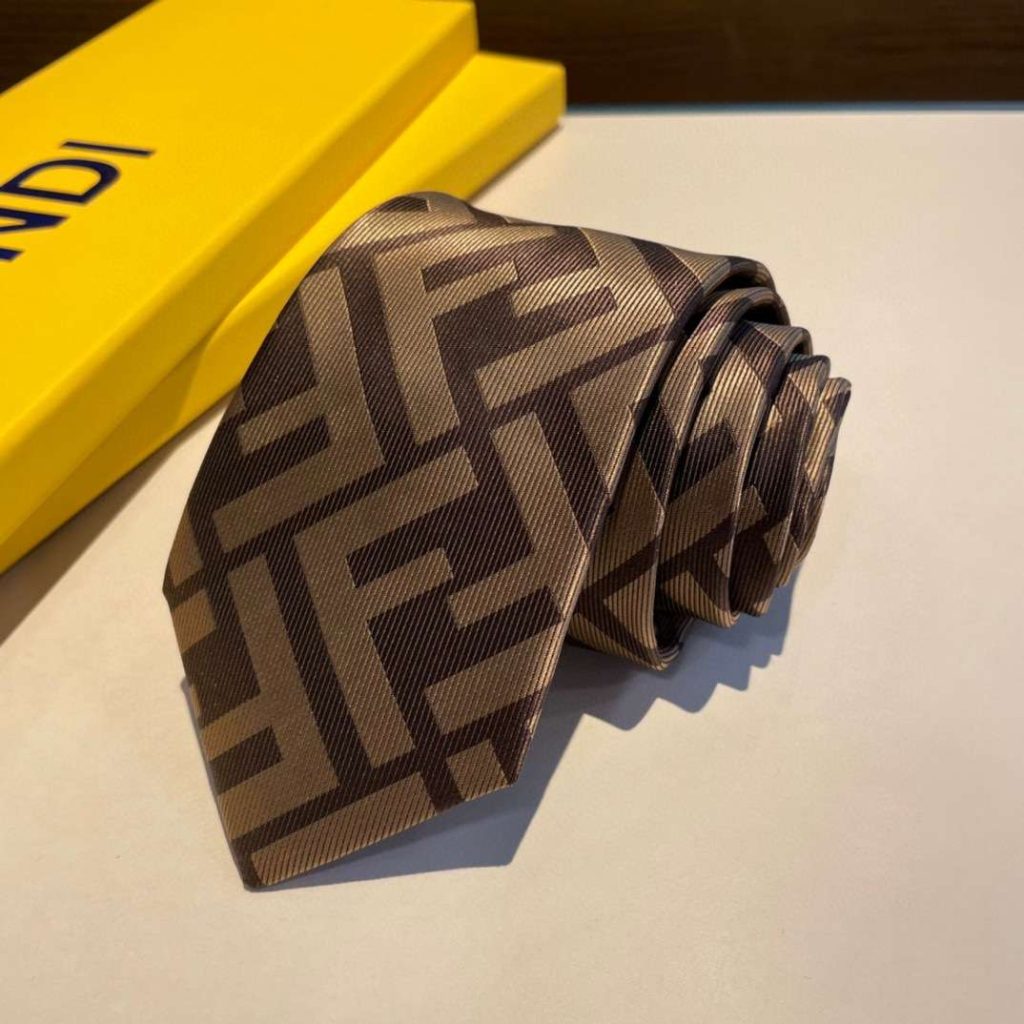 Fendi-Tie-Silk-Necktie-1