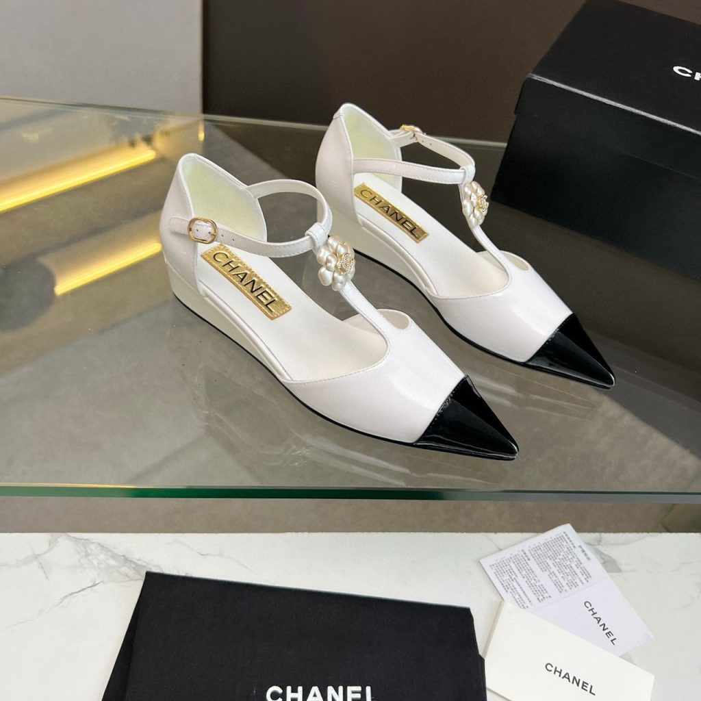 Chanel Flower Patterns Casual White For Women