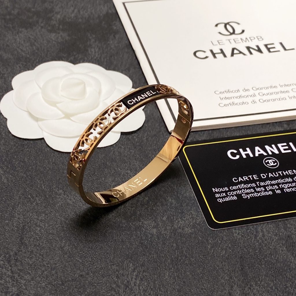 Chanel Hollow Bracelet Gold For Women