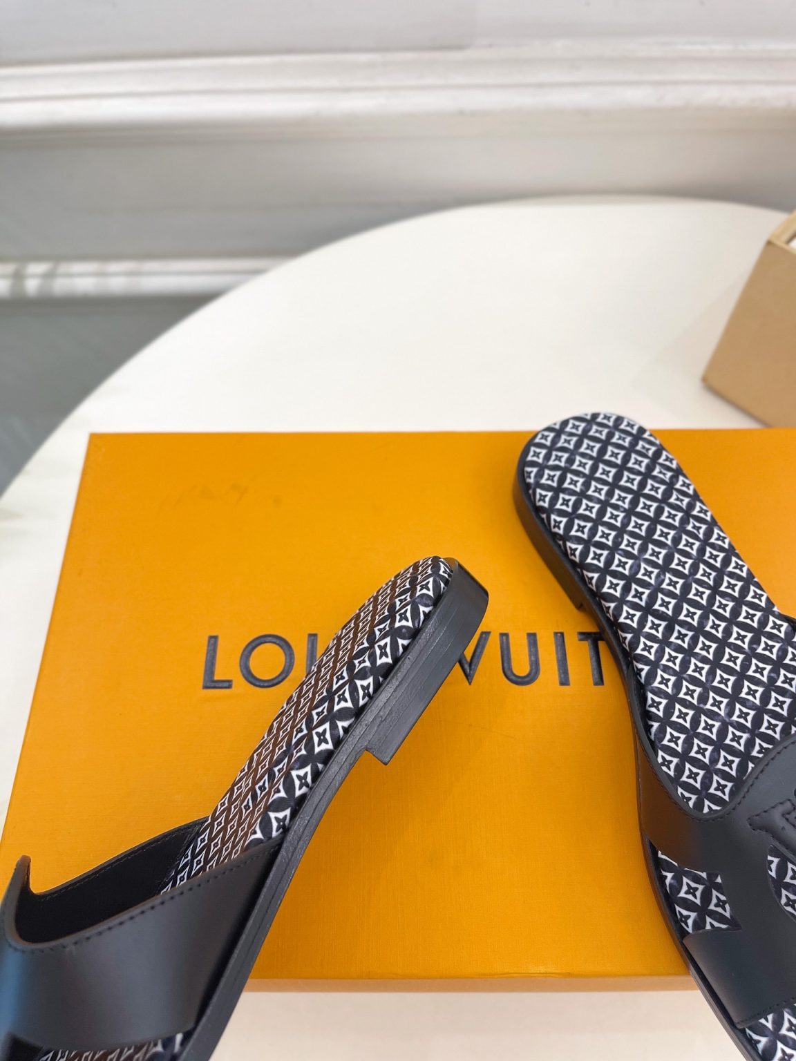 Louis Vuitton Isola Flat Mule LV Black For Women