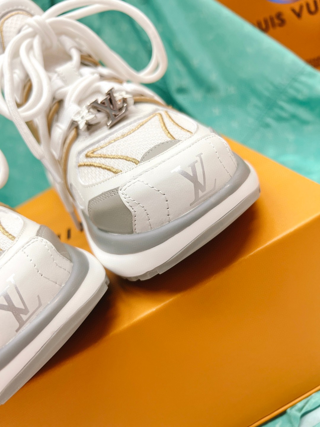 Louis Vuitton LV Archlight Sneaker White For Women