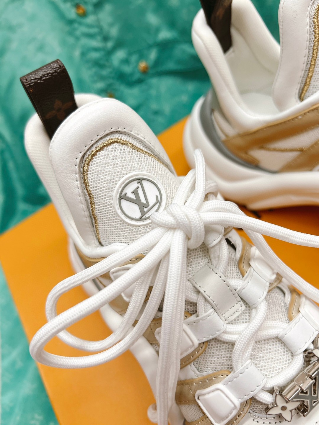 LV-Archlight-Sneaker-9-2