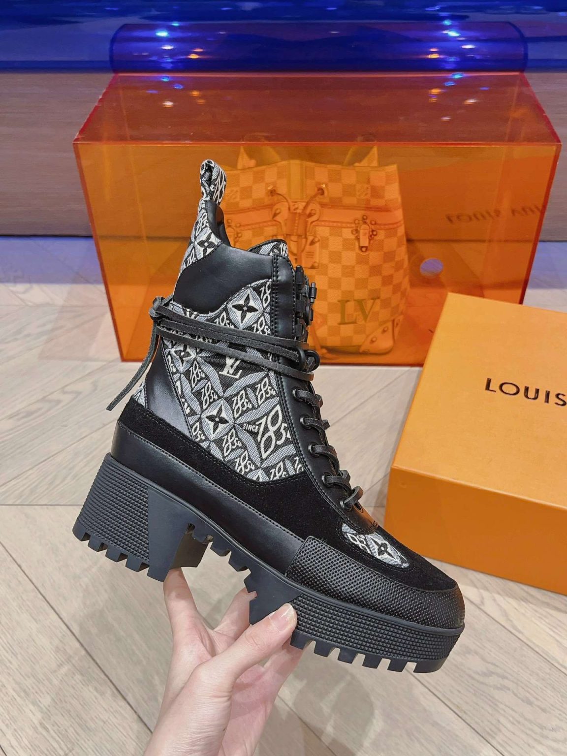 Louis Vuitton Laureate Platform Desert Boot Black For Women