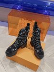 Louis Vuitton Laureate Platform Desert Boot Black For Women 1AC7M0