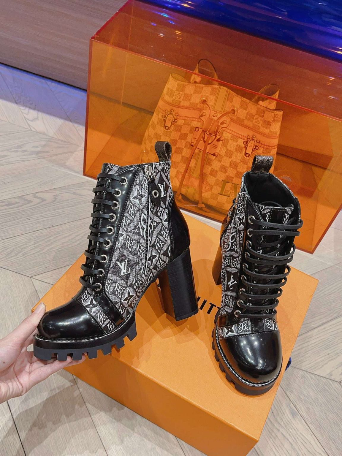 Louis Vuitton Ankle Boots Black For Women