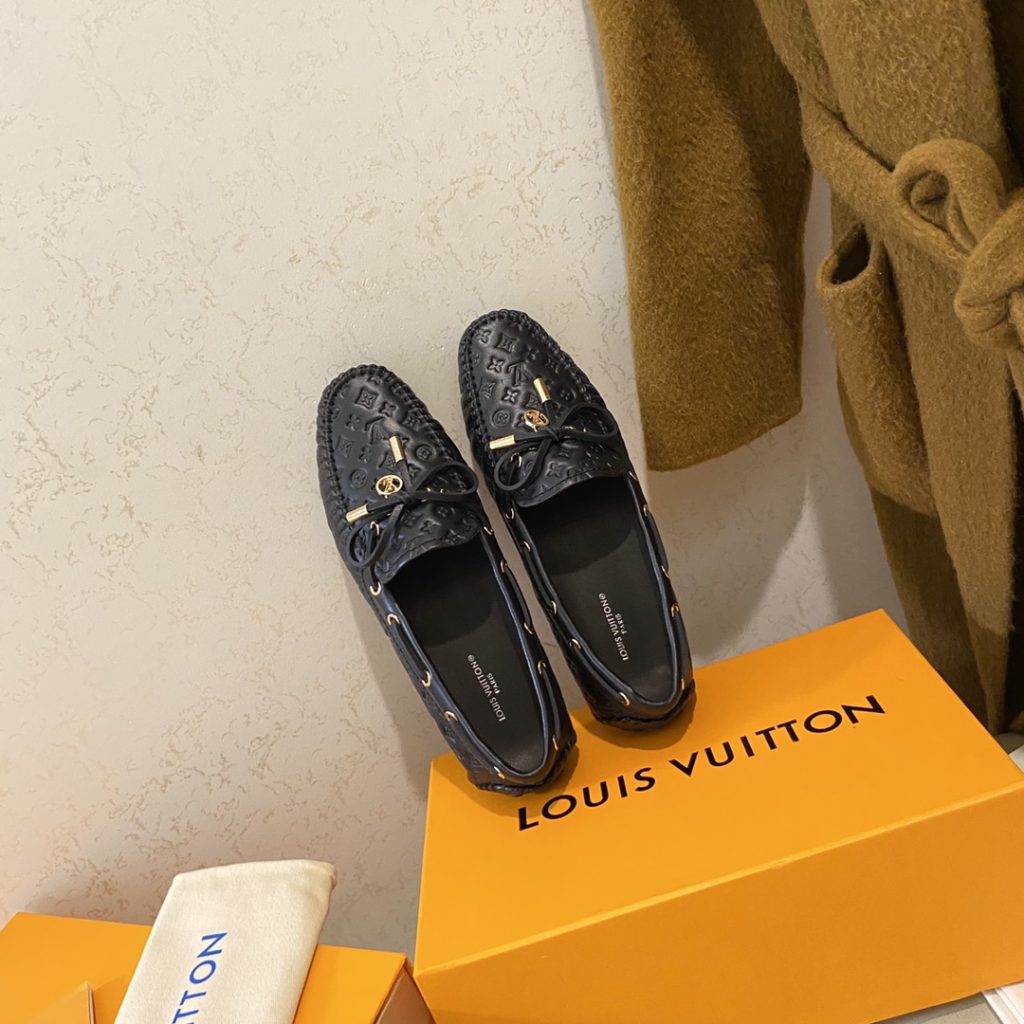 Louis Vuitton Gloria Flat Loafer Black For Women 1A658D