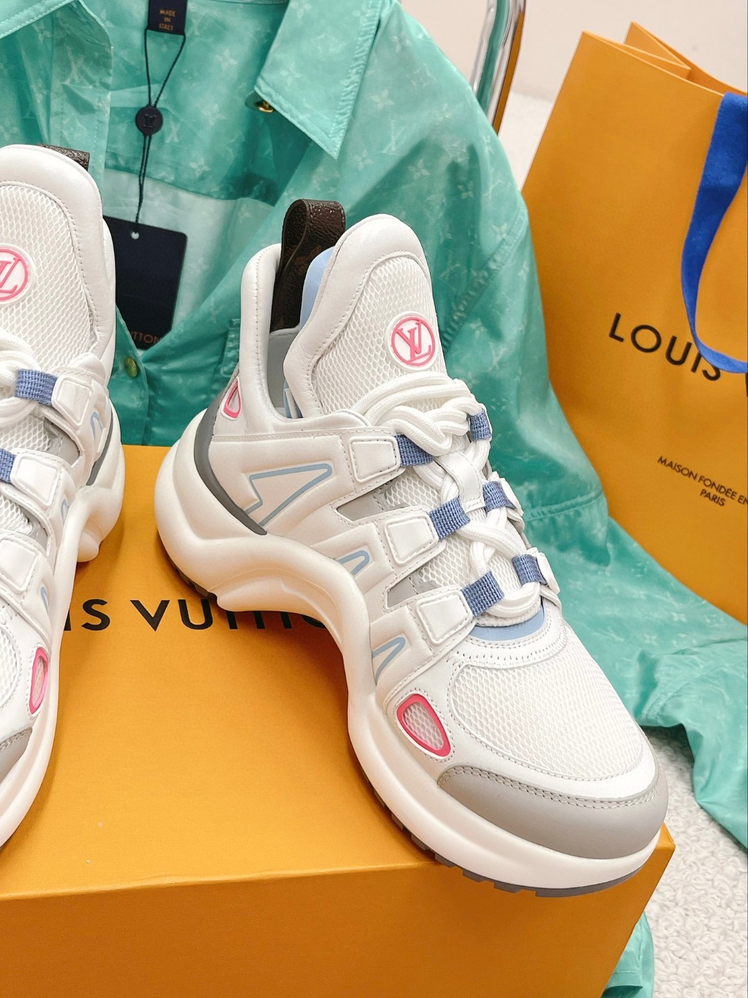 Louis Vuitton LV Archlight Sneaker Light Pink For Women