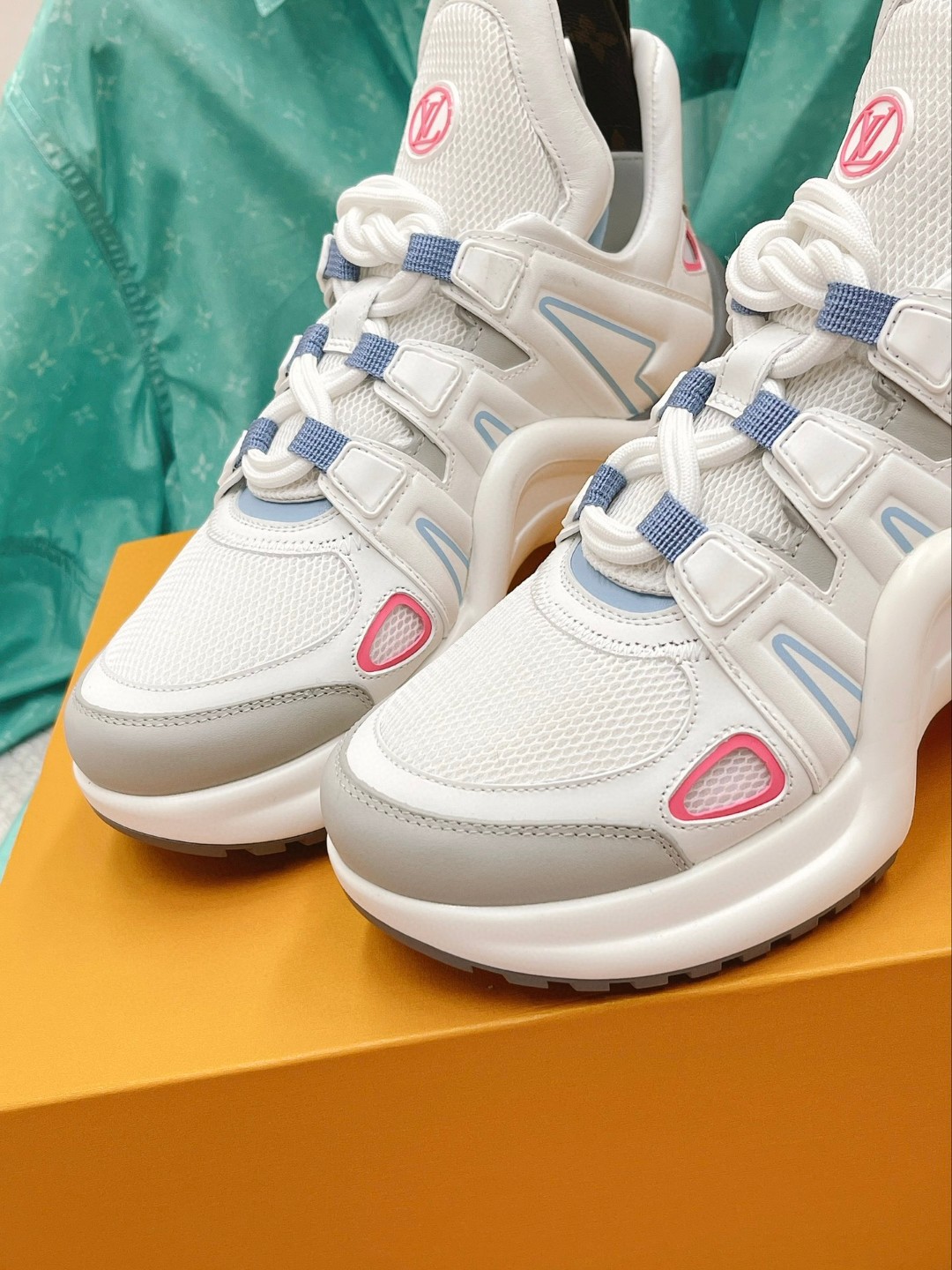 Louis Vuitton LV Archlight Sneaker Light Pink For Women