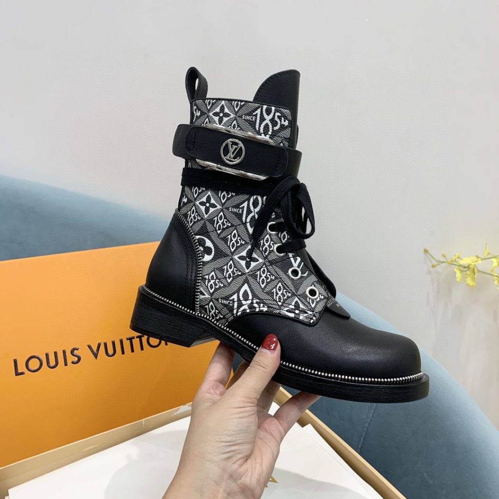 Louis Vuitton Metropolis Flat Ranger Grey For Women