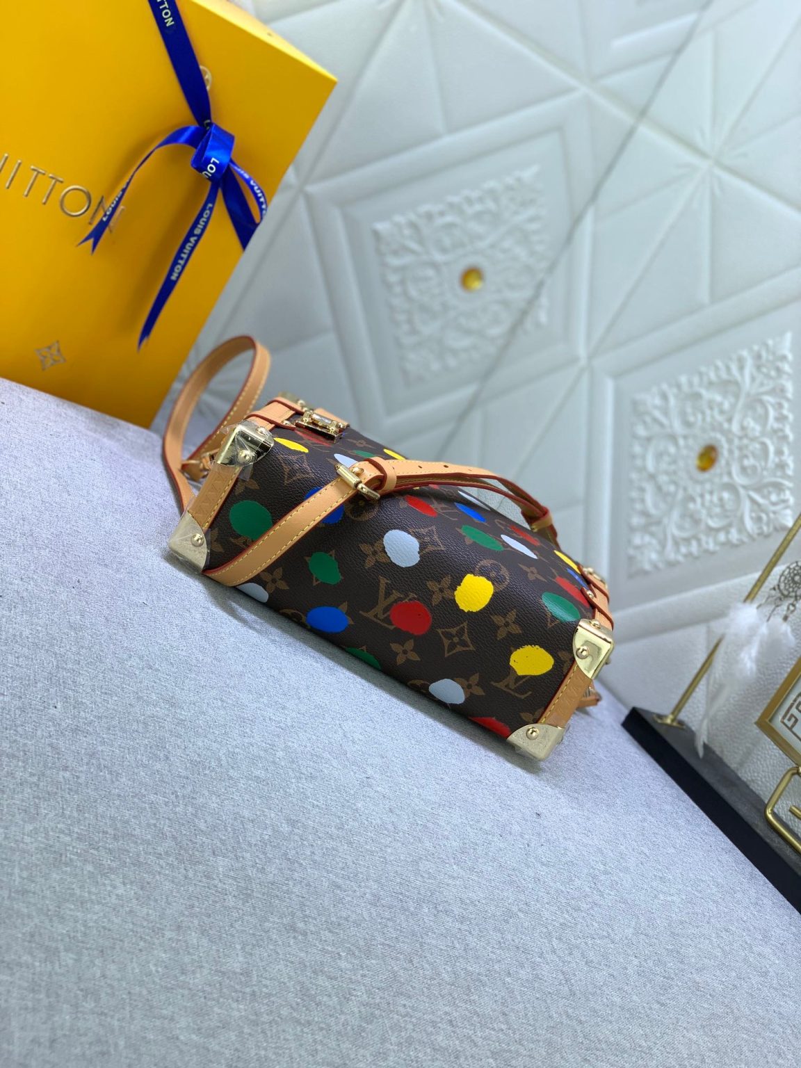 Louis Vuitton x Yayoi Kusama Side Trunk For Women 21 cm/ 8.2 in- M46396