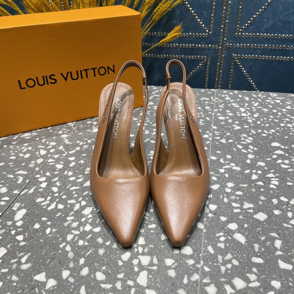 Louis-Vuitton-Sparkle-Slingback-Pump-10