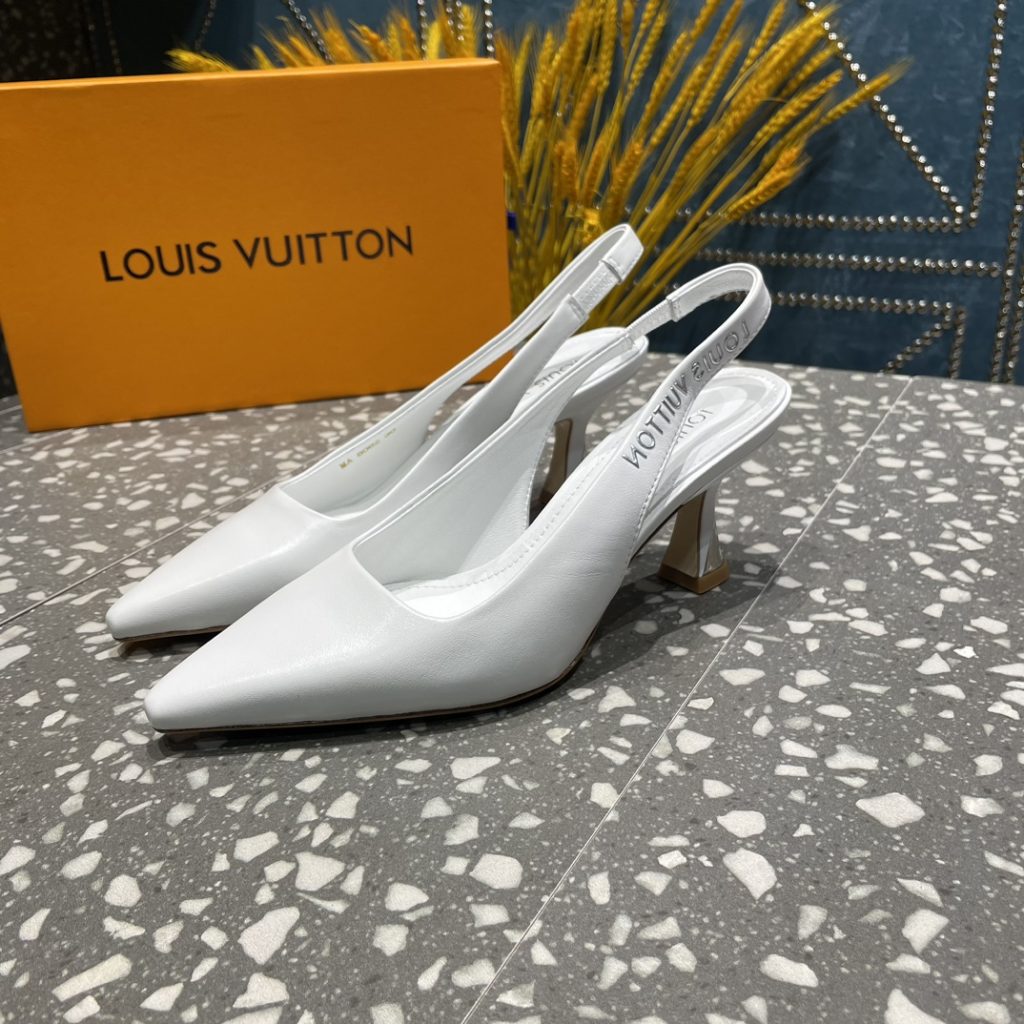 Louis-Vuitton-Sparkle-Slingback-Pump-10-2