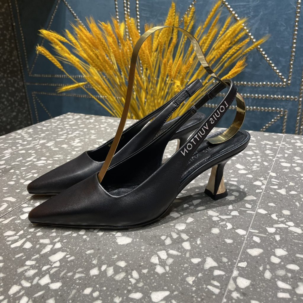 Louis-Vuitton-Sparkle-Slingback-Pump-10-3