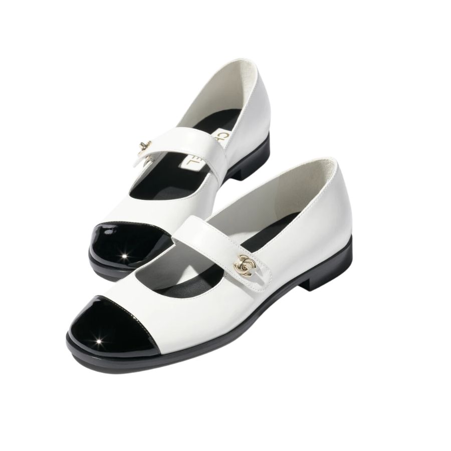 Chanel Mary Janes White And Black For Women – G45280 B15786 NT981