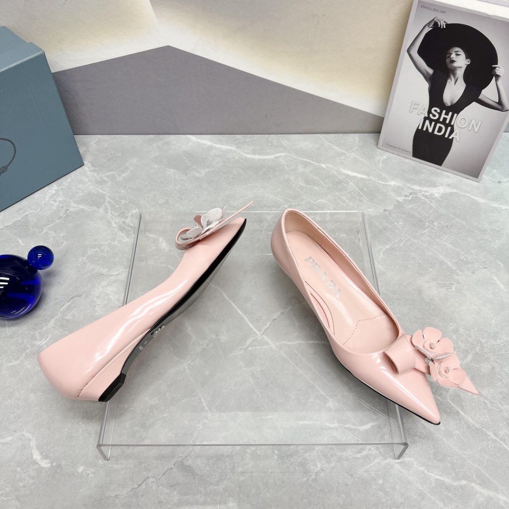 Prada Patent Pumps Pink For Women