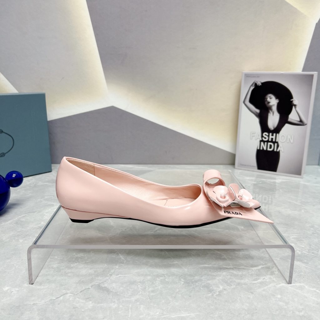 Prada Patent Pumps Pink For Women