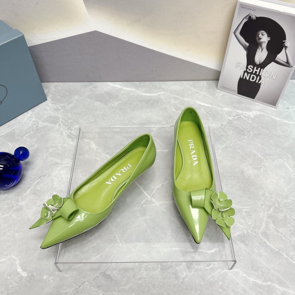 Prada Patent Pumps Green For Women