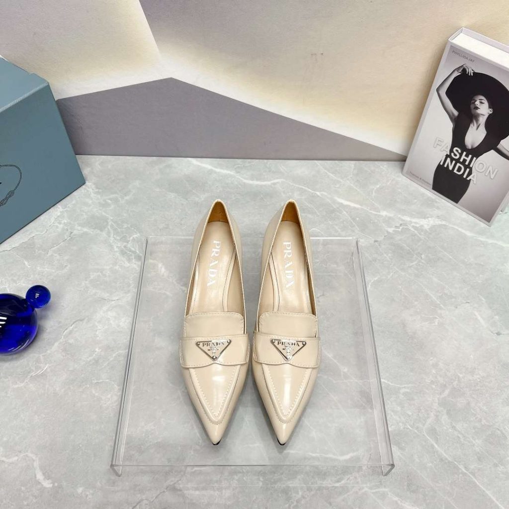 Prada Patent Pumps Cream For Women