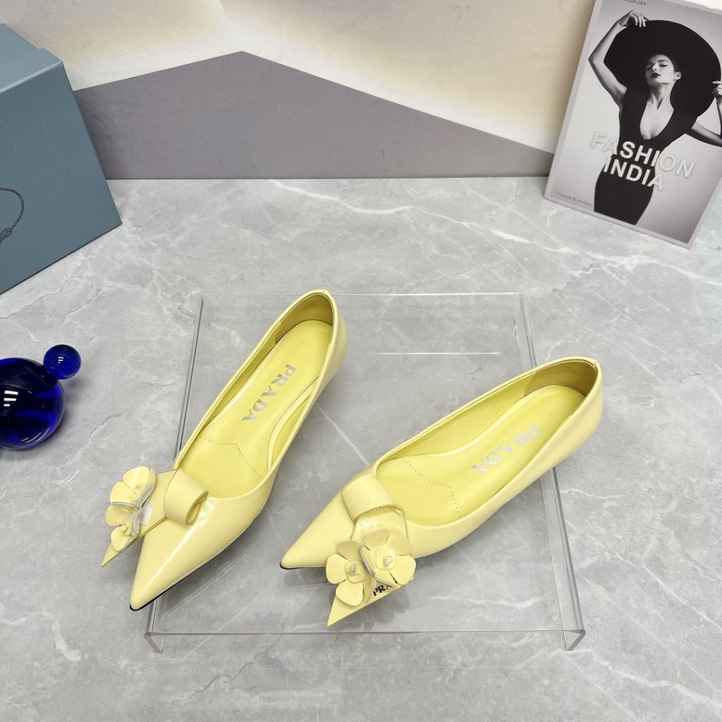 Prada Patent Pumps Yellow For Women