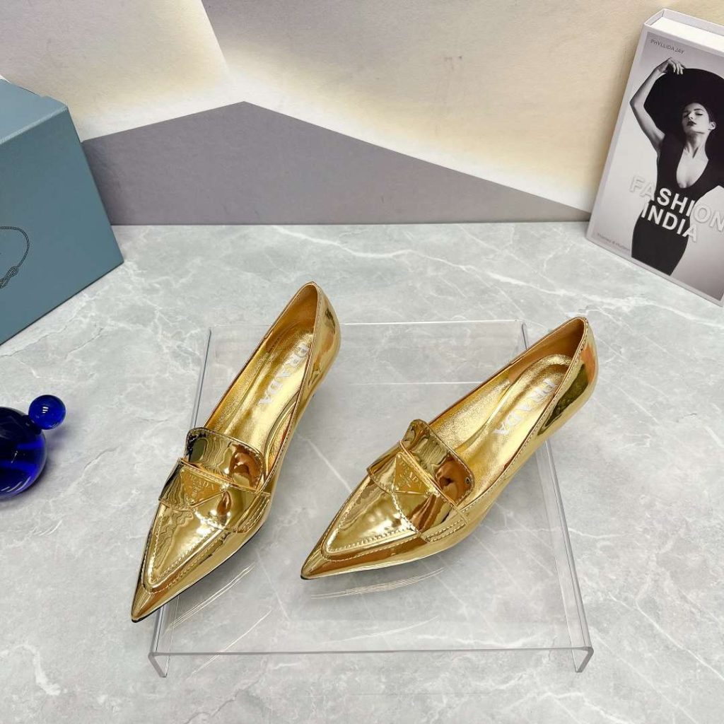 Prada Patent Pumps Gold For Women