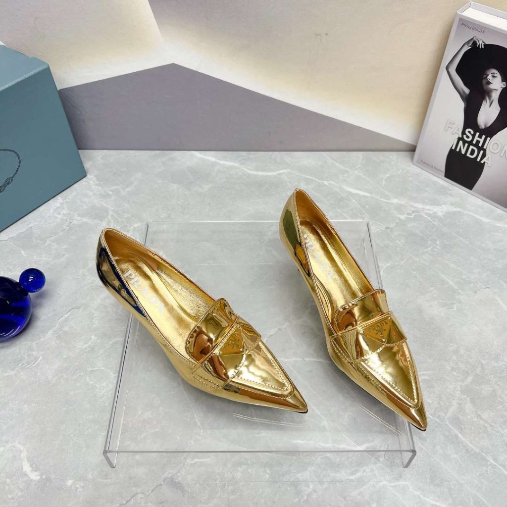 Prada Patent Pumps Gold For Women