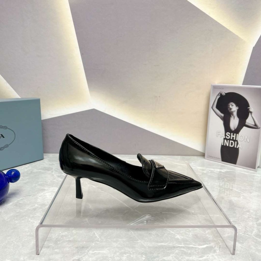 Prada Patent Pumps Black For Women