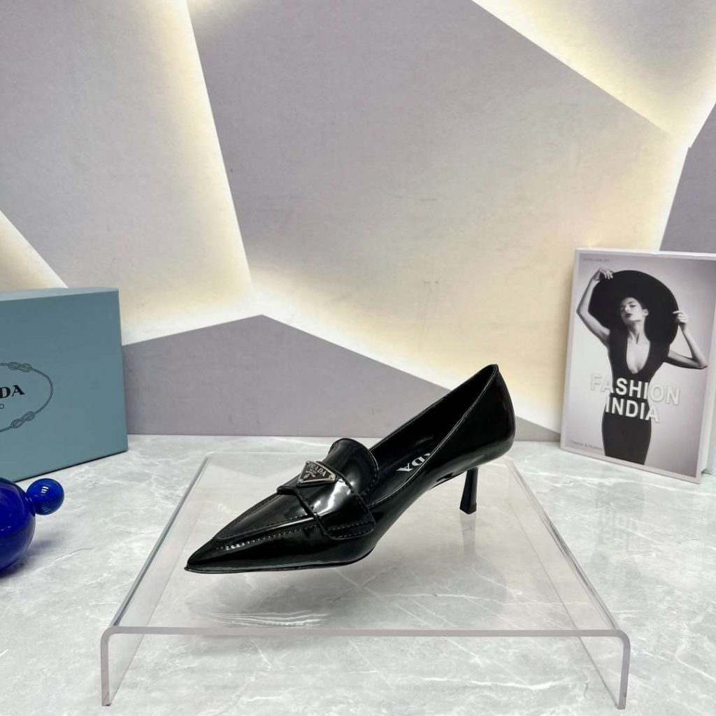 Prada Patent Pumps Black For Women