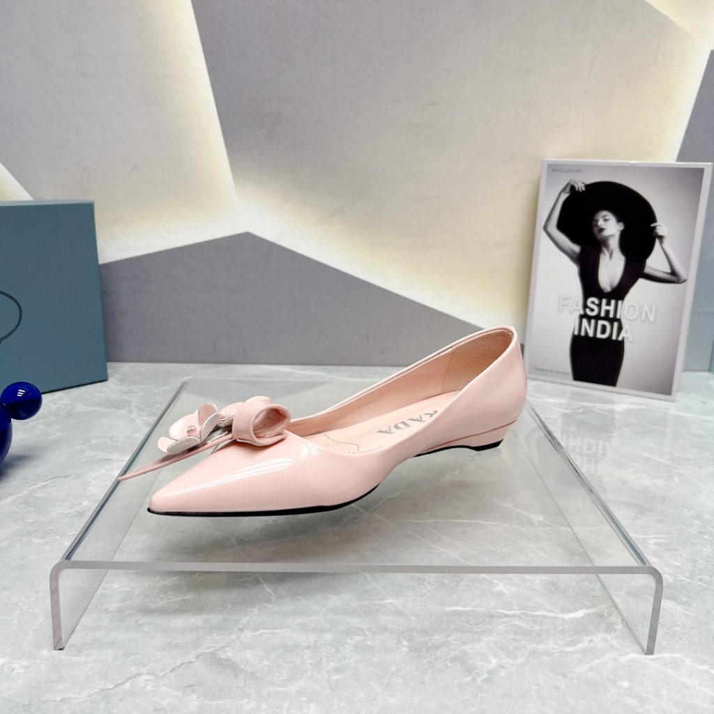 Prada Patent Pumps Pink For Women