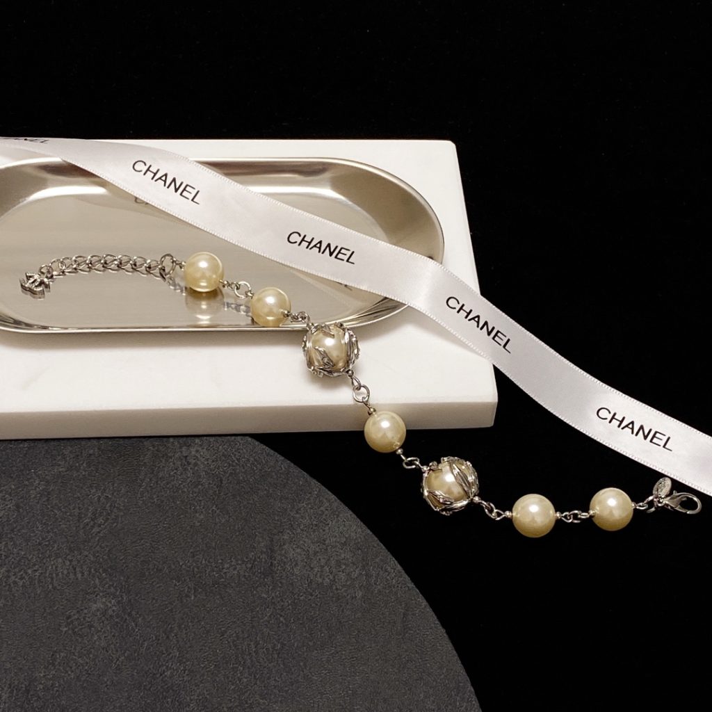 Chanel Pearl Bracelet Beige For Women