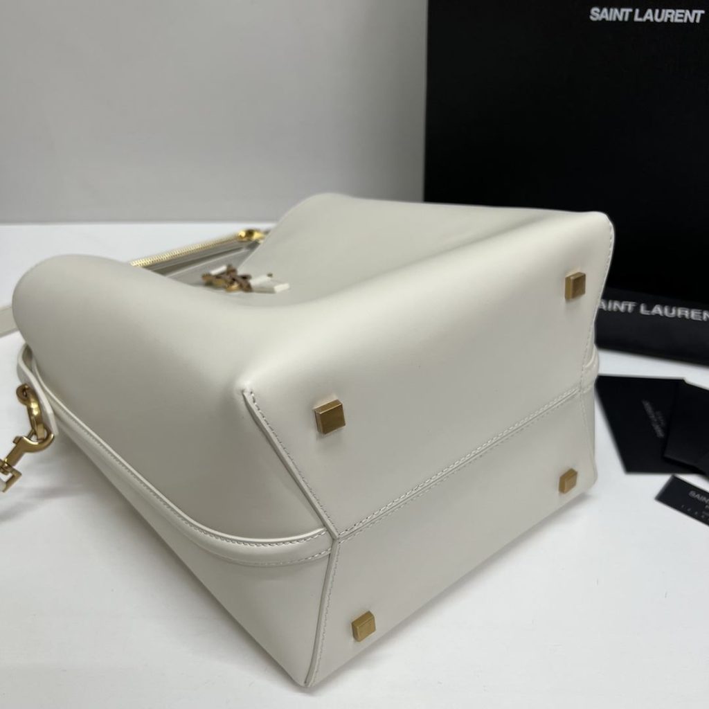 Saint Laurent Le 37 In Shiny White/Brown For Women 25cm / 9.8in