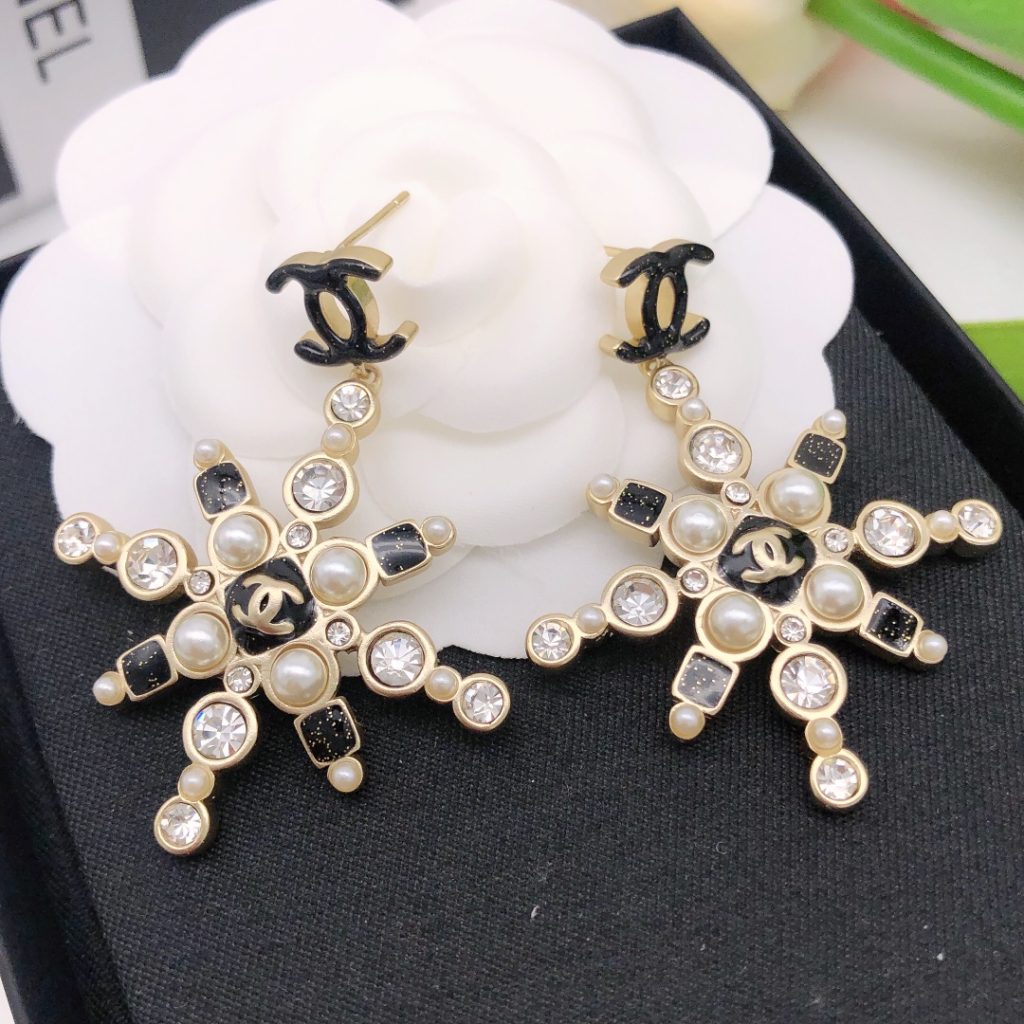 Snowflake Enamel Pearl Earrings Black For Wome