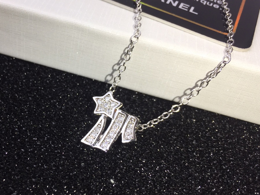 Swan Tail Comet Necklace Silver For Women