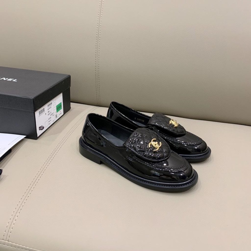 Chanel Loafers Shiny Black For Women, Women’s Shoes G36646