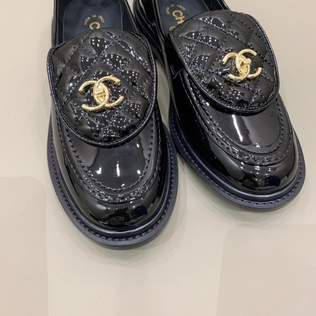 Chanel Loafers Shiny Black For Women, Women’s Shoes G36646