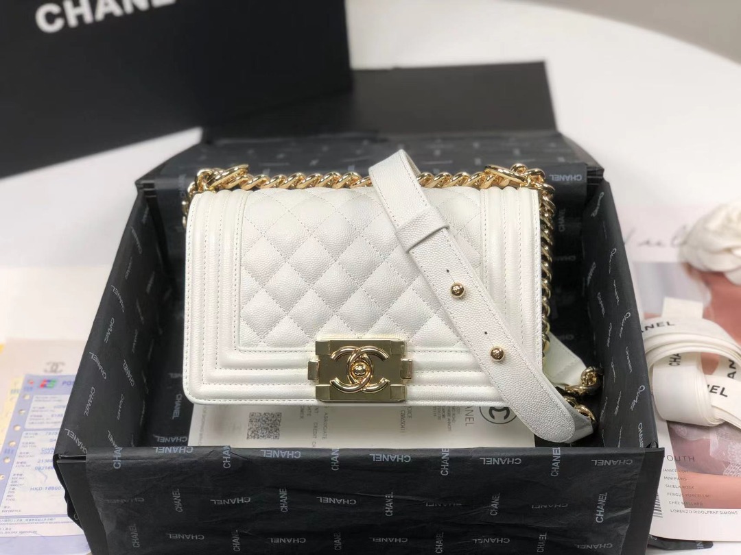 Chanel Boy Flapbag White For Women 7.9in/20cm